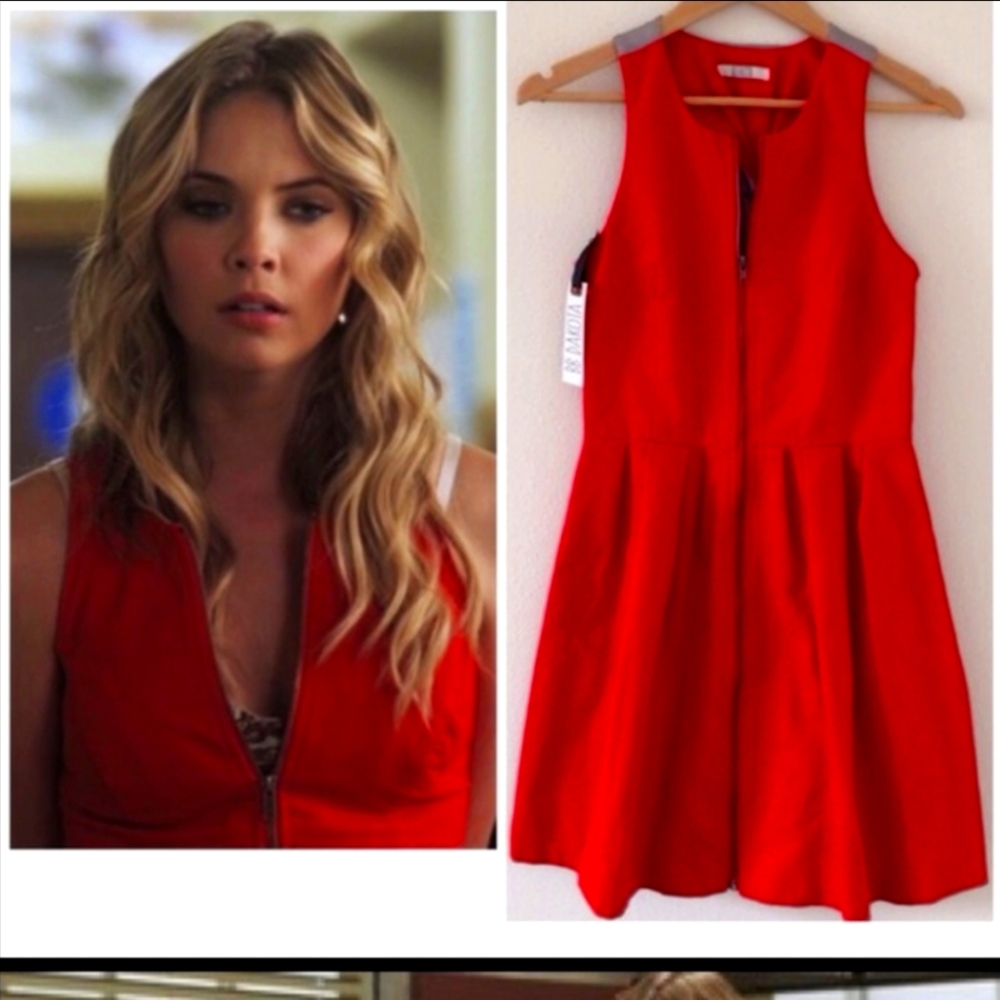 BB Dakota Red Dress zip front twist back